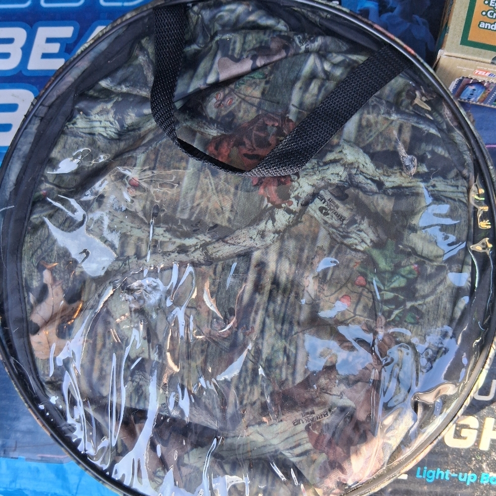 Camo Kids Deer Popup Blind With Carrying Case
